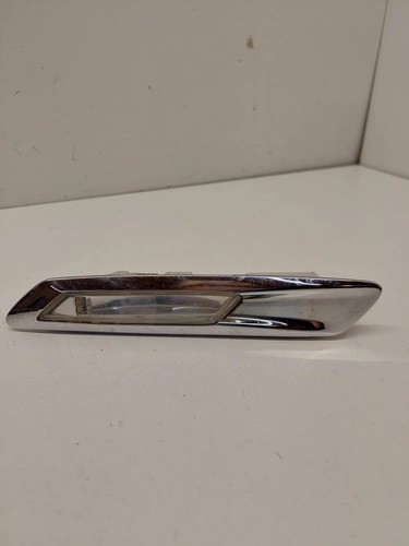 BMW 5 F10 Kotflügelblinker vorne rechts 7154170 01038702 2.00 Diesel 28110148