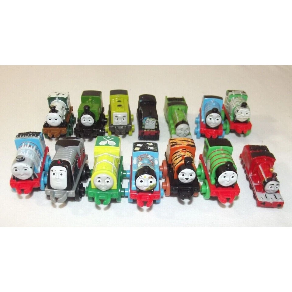 Lote de 14 figuras de juguete Thomas the Tank Engine & Friends MINI 1" motores Foto 2 de 4