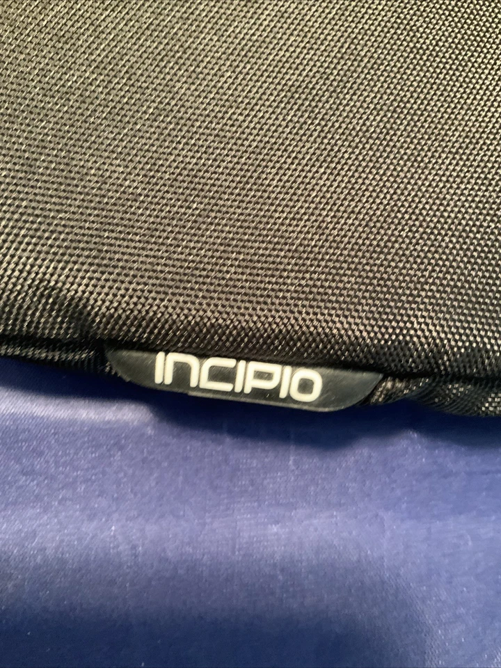 Incipio Padded Sleeve  11.5" x 7.5" With Side pocket :Black-pinkJBX5 - Image 4 of 4