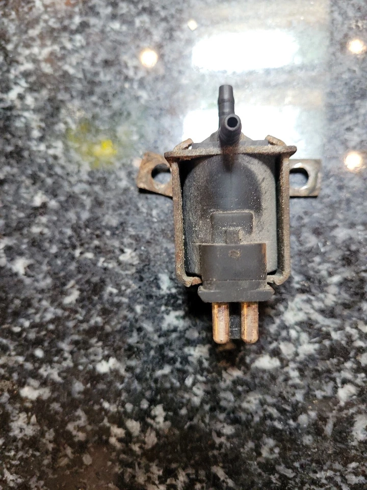 Interruptor de vacío Mercedes 380SL sobre válvula 0015407097 OEM probado bueno R107 Foto 2 de 4