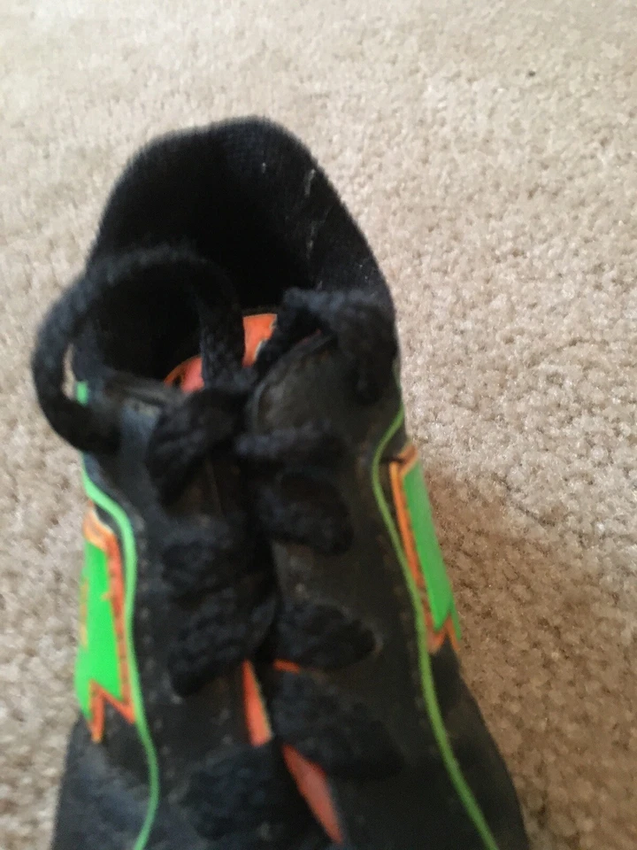 Lotto Boys Soccer Cleats Sports Size 12 Black/Green - Image 2 of 4