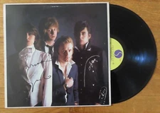 CHRISSIE HYNDE signed PRETENDERS II 1981 Record PSA AP41373 "Message of Love"