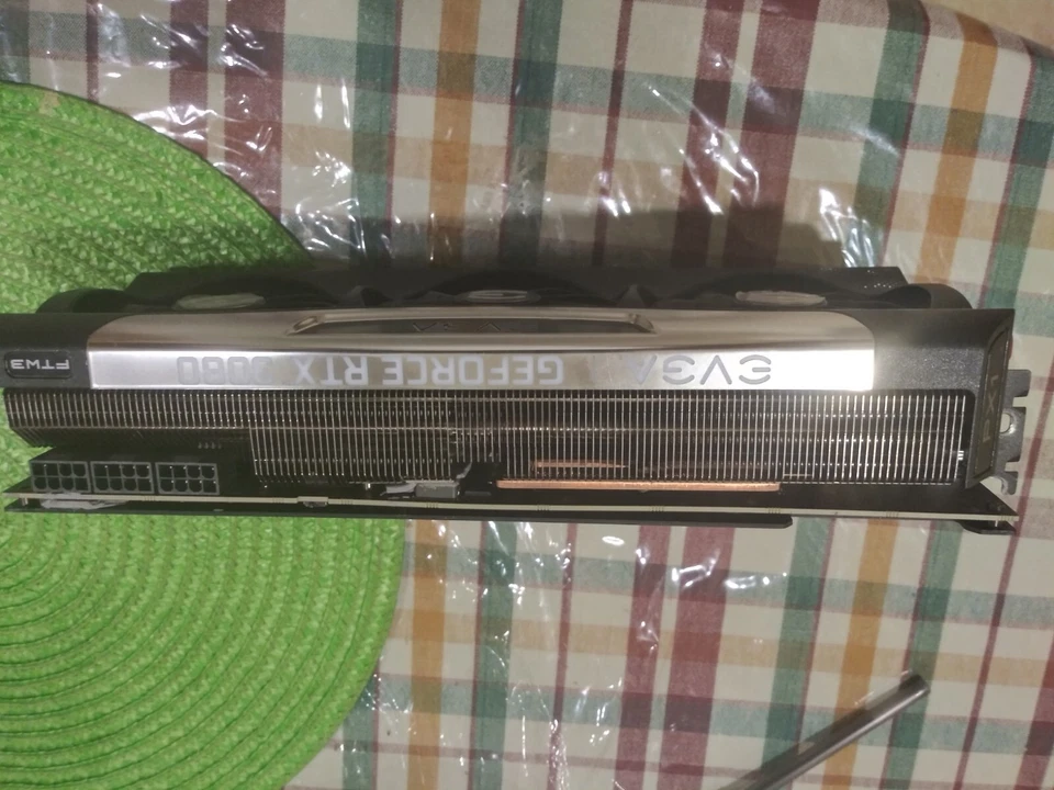 EVGA GeForce RTX 3080 FTW3 ULTRA GAMING GPU 10GB Foto 2 de 3