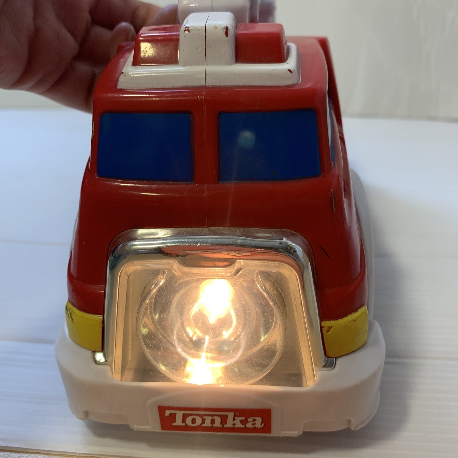 Tonka Flashlight Force Fire Rescue Truck With Working FlashLight eBay