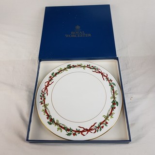 Vintage Royal Worcester 'Holly Ribbons' 1987 Cake Plate Stand 11 Inch in Box