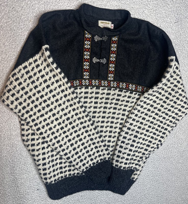 Vintage Devold Norway Wool Blend Chunky Knit Sweater Pewter Clasp Adult Medium