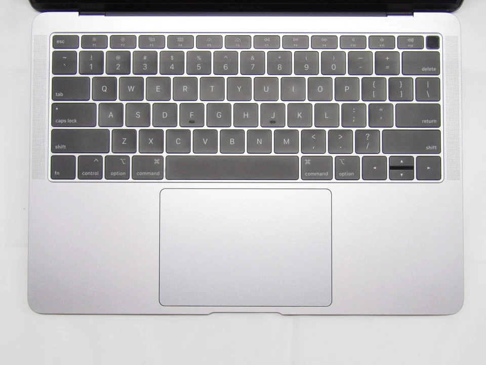 Apple MacBook Air 2019 A1932 Sonoma 1.6GHz i5-8210 8GB RAM 128GB SSD 13.3" WQXGA Foto 4 de 4