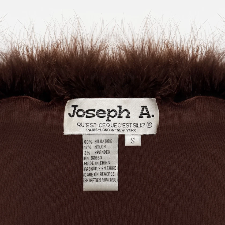 Vintage 90s Minimal Joseph A. Brown Feather Fur 3/4 Sleeve Silk Knit Sweater Top - Image 4 of 4