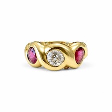 Vintage Diamond Ruby 18k Yellow Gold Pinky Ring
