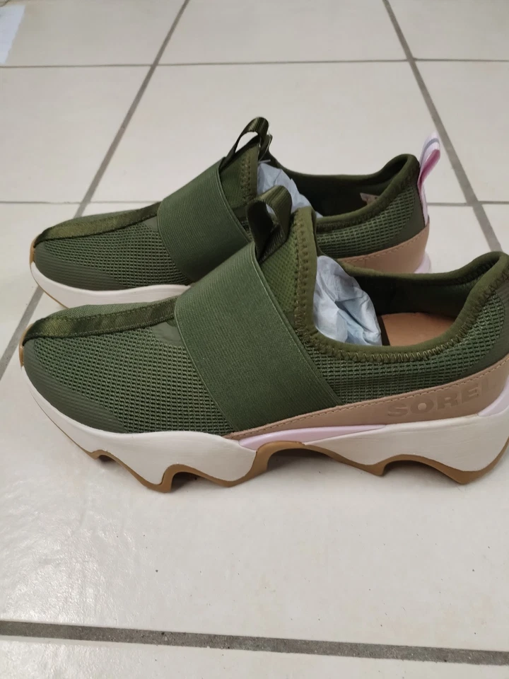 Sorel Damen Kinetic Impact II Strap Trainer Sneaker Utility Green, Pink Dawn NEW - Bild 3 von 4