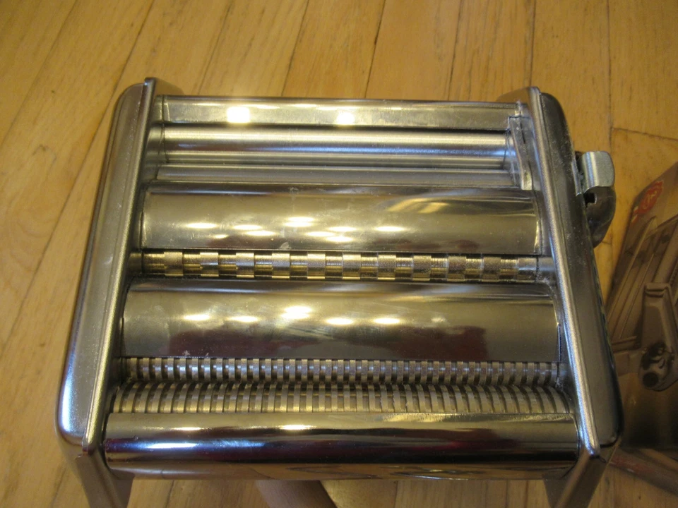TITANIA Imperia Pasta Roller Italy Original Box & Instructions - Image 4 of 4