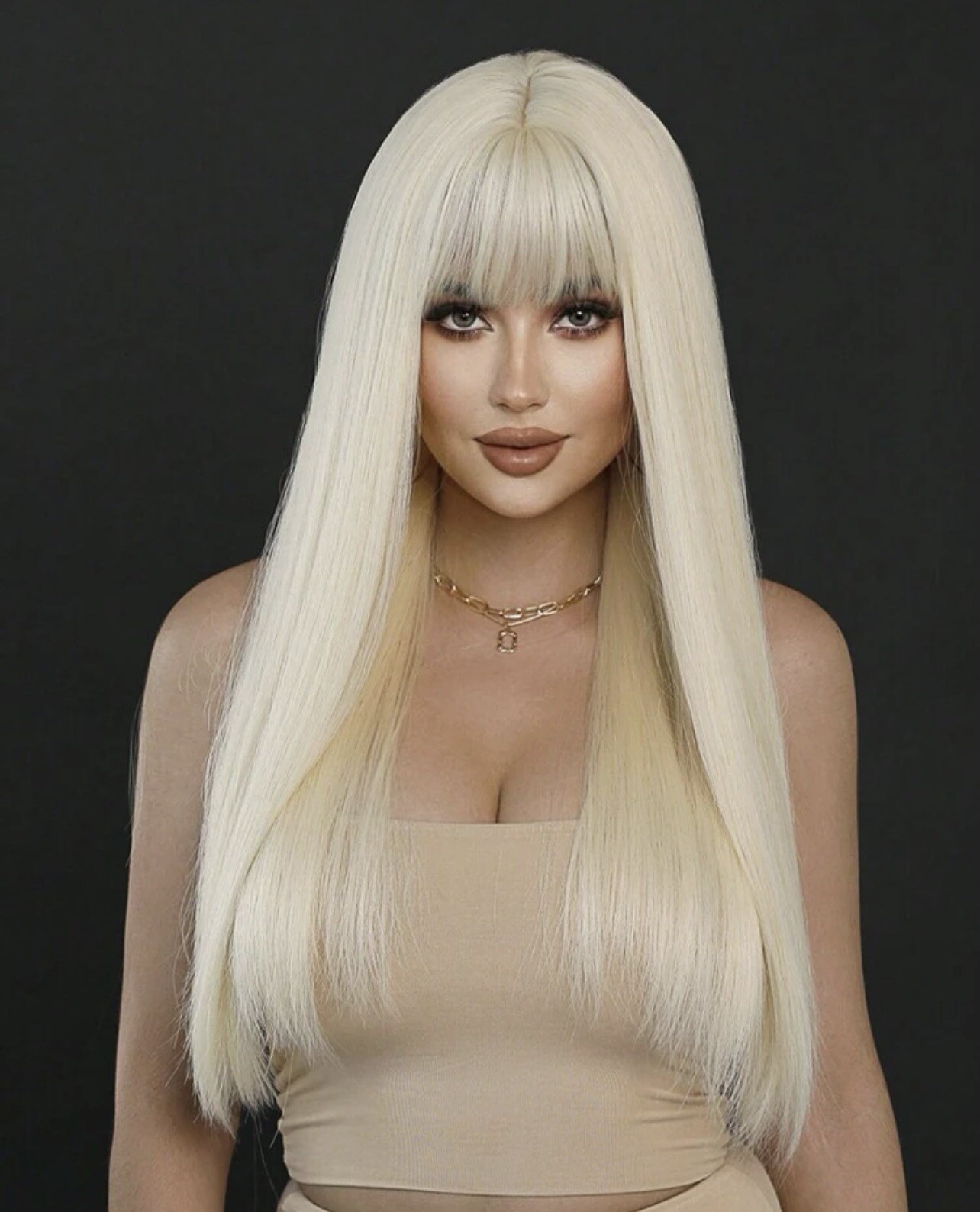 Perruque blonde lisse avec frange pour femme cheveux longs synthétiques dorés et 4 bonnets inclus