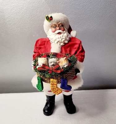 Clothtique Possible Dreams 2001 Three Little Kittens Santa 10.5  with box