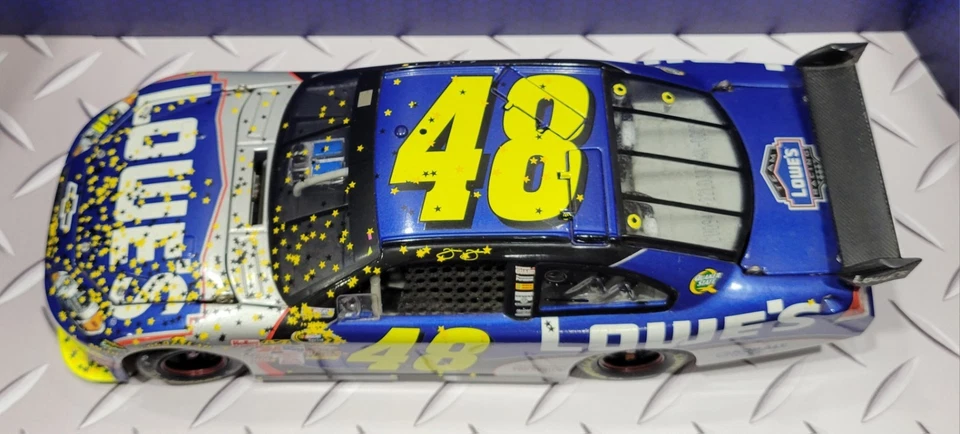 Raro 1/24 RCCA Elite 2009 Jimmie Johnson #48 Lowe's Sprint Cup Champion NASCAR Foto 4 de 4