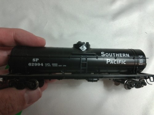HO Scale Bachmann Southern Pacific Tank Car SP #62994 - Güterwagen - gebraucht | Zustand: Used