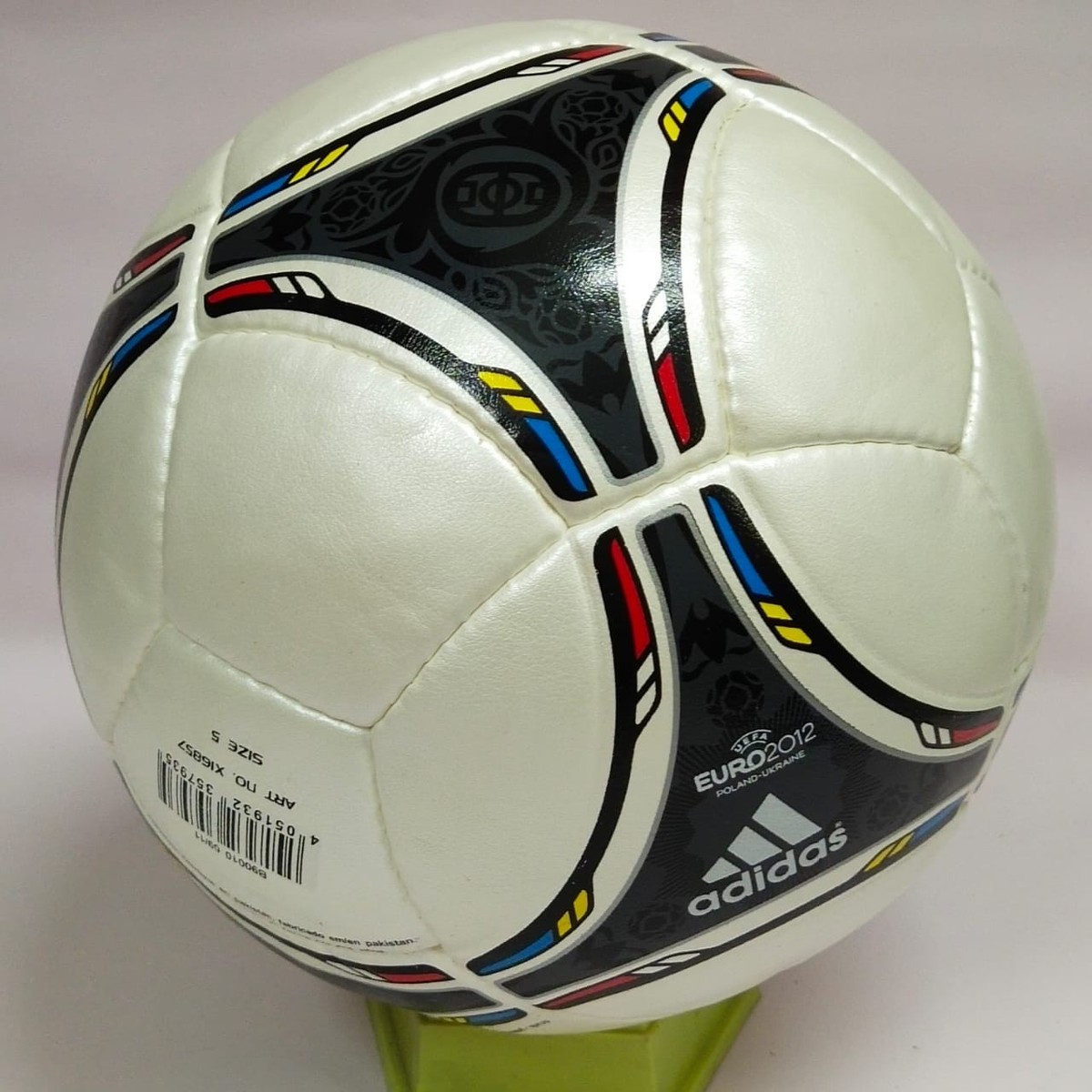 ADIDAS TANGO 12 OFFICIAL SOUVENIR MATCH SOCCER BALL UEFA EURO 2012
