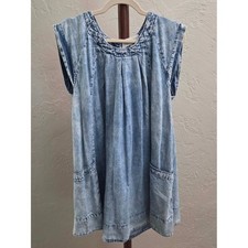 D6. Women's Acid Wash Denim Pleated Shift Dress