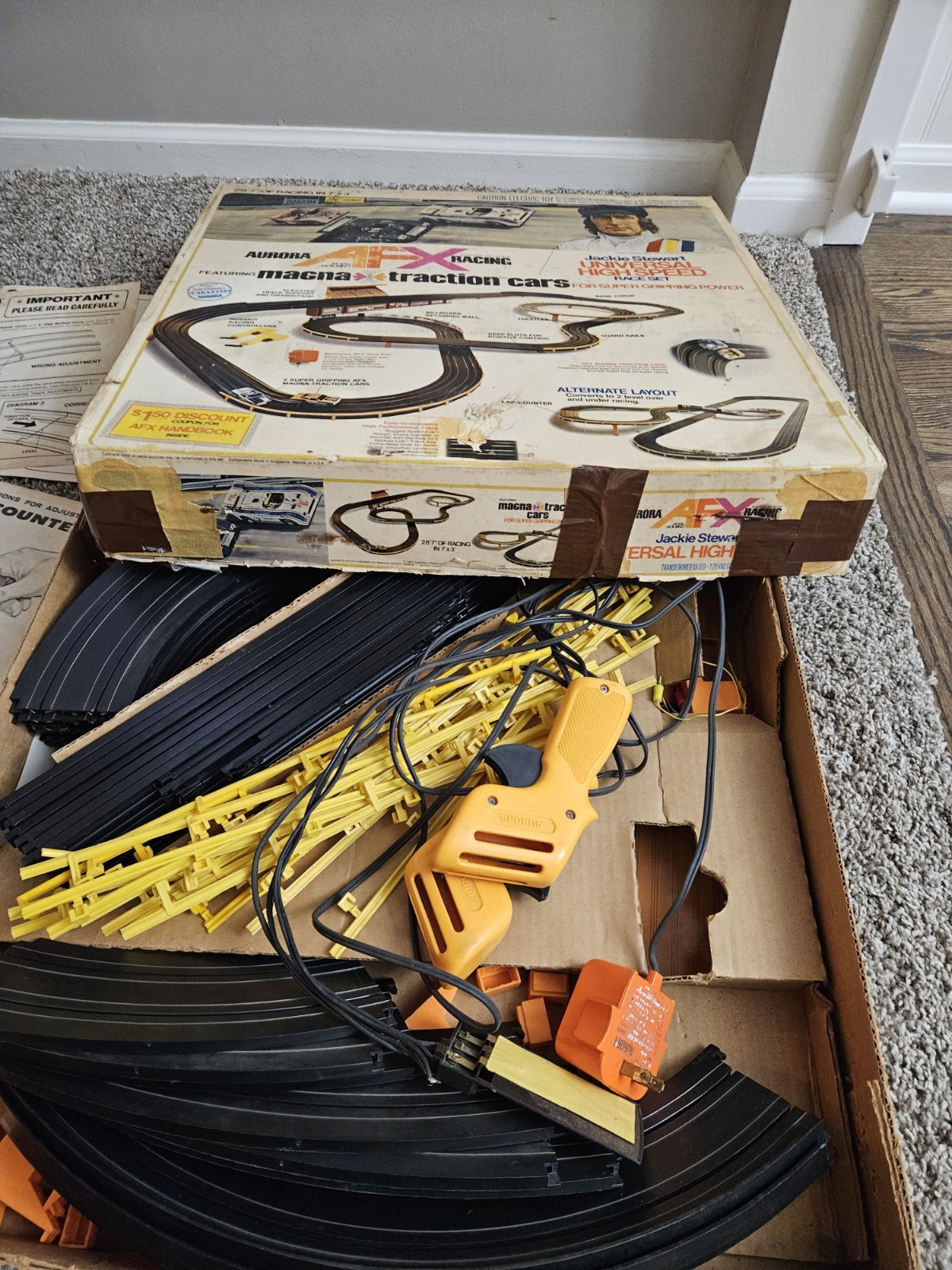 Aurora AFX Jackie Stewart Universal High Speed Slot Car Set RACINGbset- No Cars