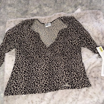 NWT I.N. Studio Woman Cheetah Printed Stretch V-Neck Top Size 2X