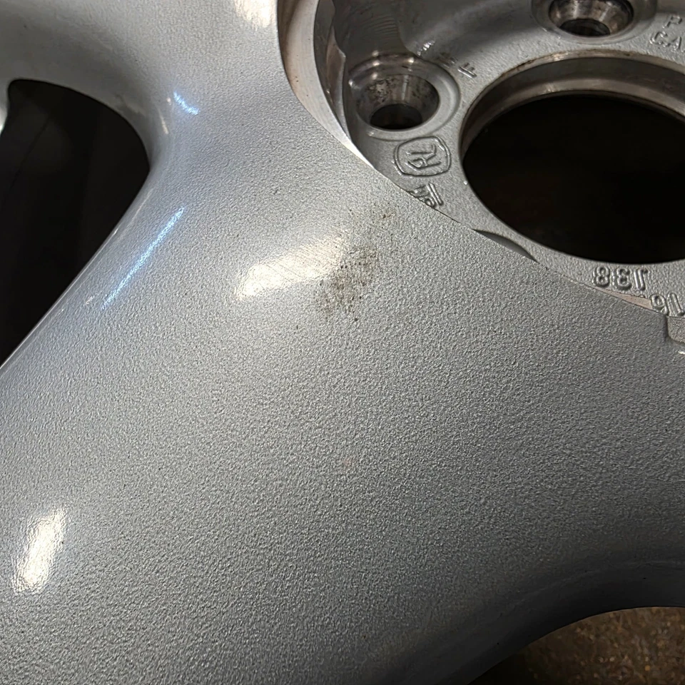 RUEDA USADA CHEVROLET LUMINA MONTE CARLO 16" 5110 #2 Foto 2 de 4