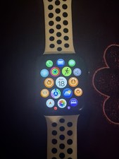 Apple Watch SE (2nd Generation) 44mm GPS Cellular, Midnight Black