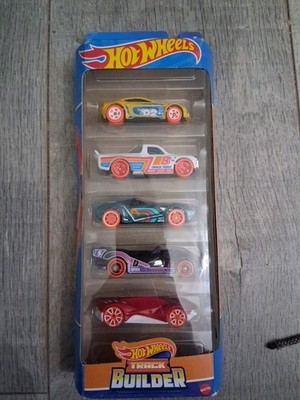 Hot Wheels 5 Car Pack, Track Builder System