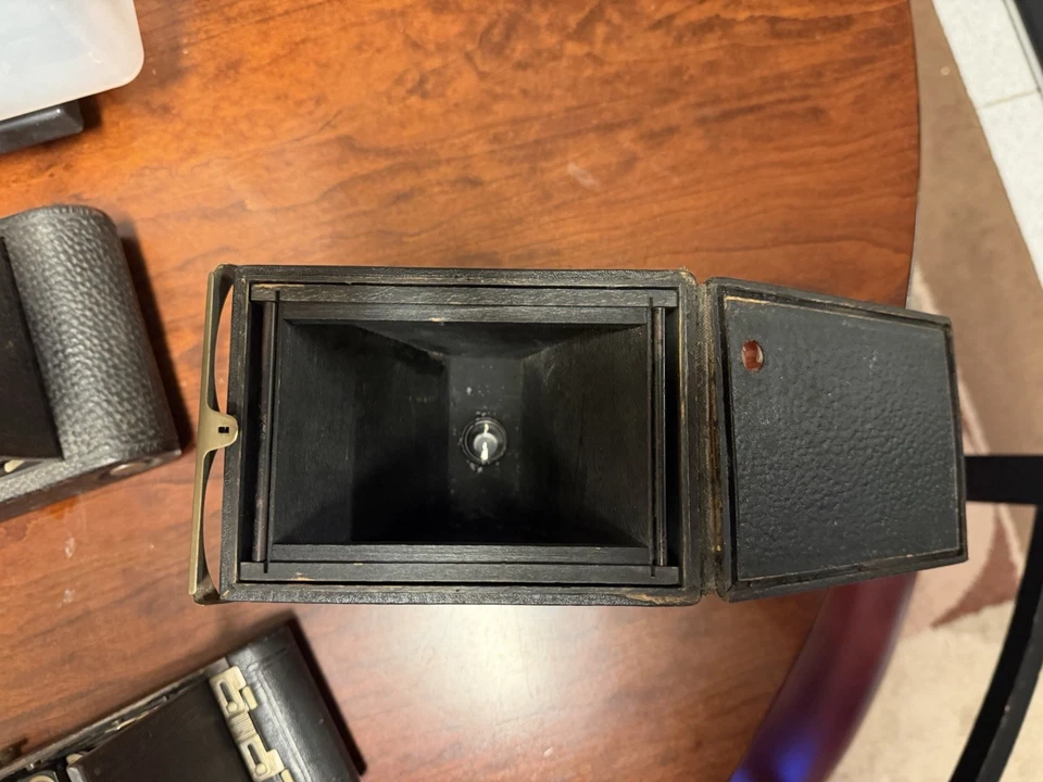 Cámara plegable autográfica Kodak muy antigua con estuche de cuero sin probar #2 Foto 4 de 4