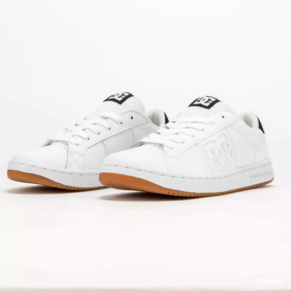 Skate shoes best sale usa