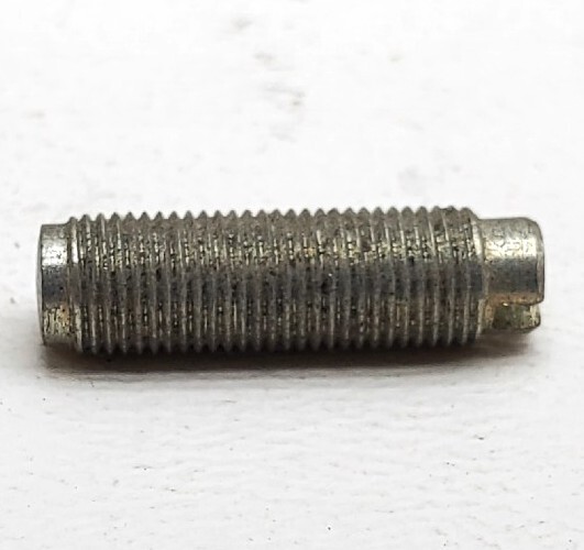 はな Shaft, Bull Pinion To Fit International/CaseIH® – Used