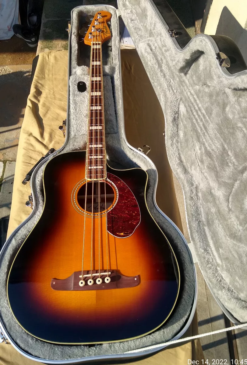 FENDER KINGMAN SUNBURST CALIF. SERIES ACOUSTIC ELEC. BASS GUITAR