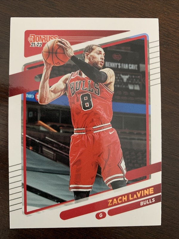 2021-22 Panini Donruss Basketball Base Card Zach LaVine #11 Bulls