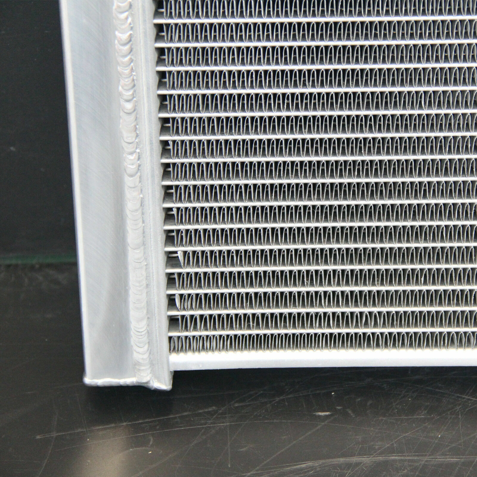 829 Aluminum Radiator For Chevrolet Corvette 84-90 52mm 3Row AT 5.7L