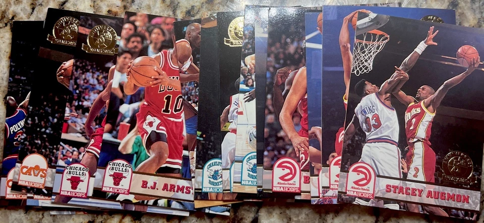 1993-94 NBA Hoops Gold Foil 5th Anniversary Partial Set of 85 NO Duplicates - Image 2 of 4