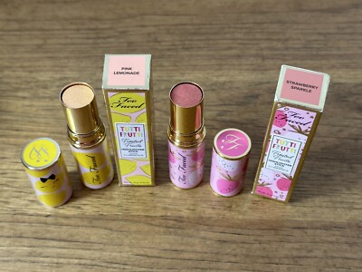 Too Faced TUTTI FRUTTI Fruits Highlighter Strawberry Sparkle Pink