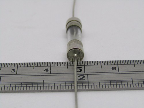 Предохранитель f3 15al250v