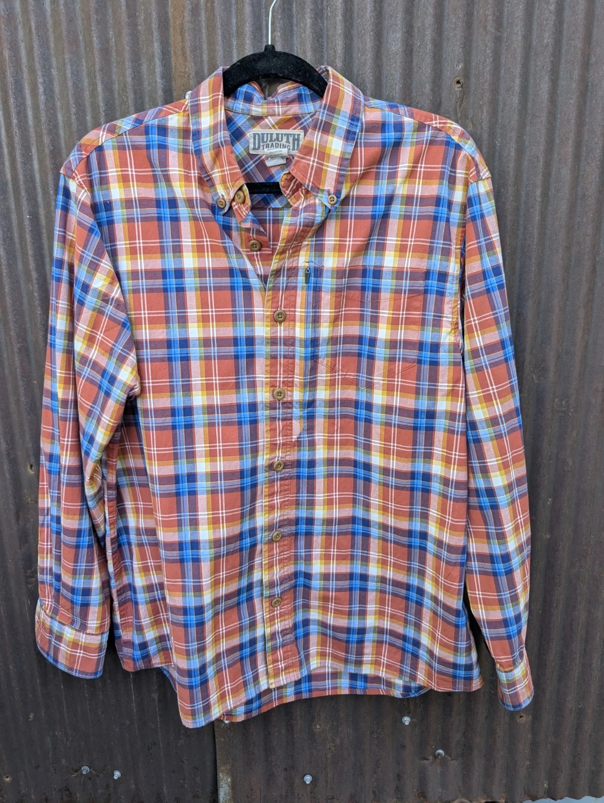 Duluth Trading Plaid Button Up Shirt Men Medium Outdoor Granola Hiking Classic