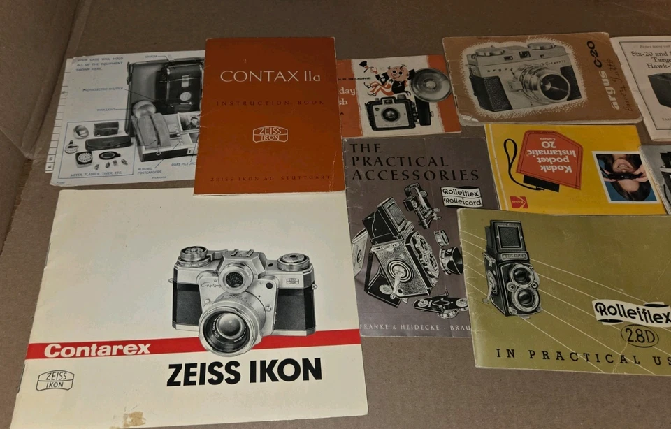 Lote de manuais de instruções e folhetos antigos para câmeras – Zeiss, Rolleiflex, Argus, - Imagem 2 de 3