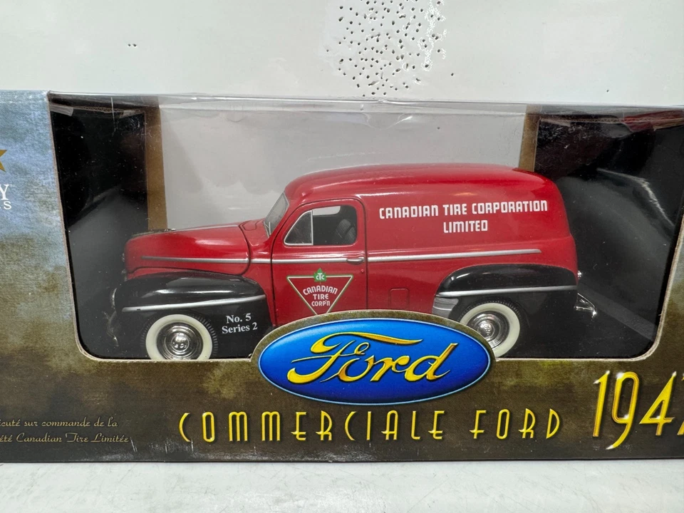 Liberty Classics Canadian Tire 1947 Ford Panel Van 1:24 Diecast Foto 4 de 4