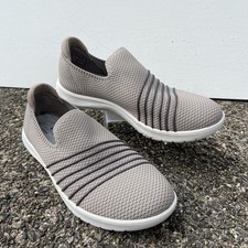 Clarks Cloudsteppers Shoes Womens Sz 8W Breeze Sol Slip On Loafer Flats Gray Bei