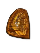 Mercedes-Benz 200 300 W123 2001 Seitenblinker 123545254 BPP39066