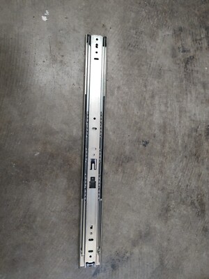 18'' KNAPE & VOGT  8400P18 SIDE MOUNT DRAWER SLIDE USA 6056527 Fits RH or LH Side