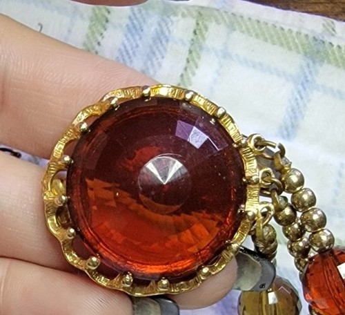 Vintage Amber Colored Graduated 3 Strand Lucite/Bakelite Necklace , 16" - Picture 4 of 12