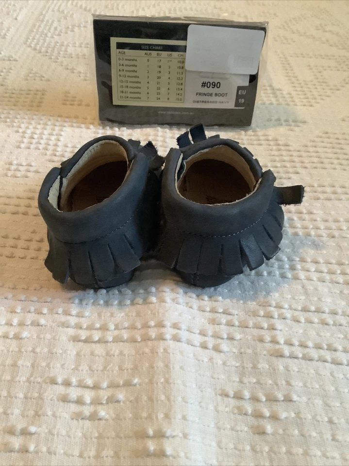 Old Soles 一脚蹬莫卡辛海军条纹靴 婴儿 6-9 码 3 码 — 第 4/4 张图片