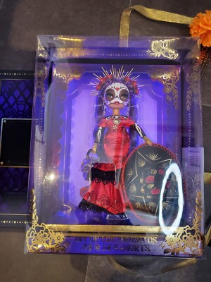 Rainbow High: Maria Garcia Celebration Edition - Día De Los Muertos