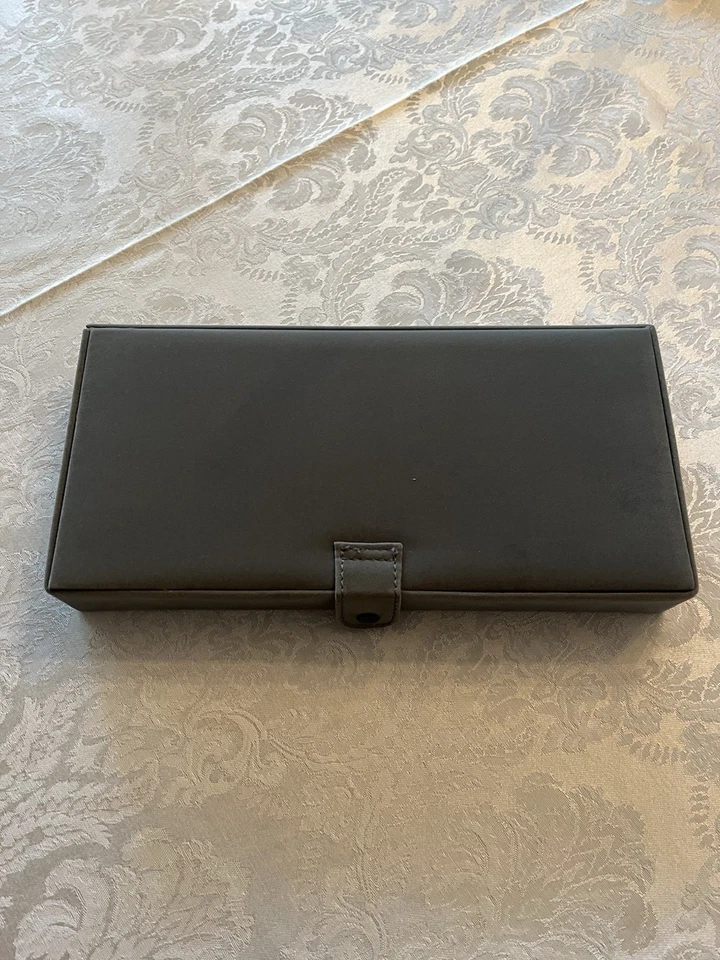 Juego de 4 cuchillos para carne Gorham Meredith nuevos en hermosa caja de terciopelo Foto 3 de 4