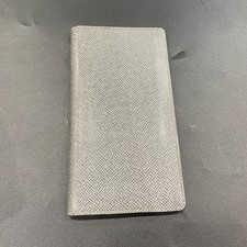 Louis Vuitton Taiga Wallet B26050579
