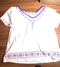 Harve Bernard Womens Top  Size 2X White With  Purple Embroidery