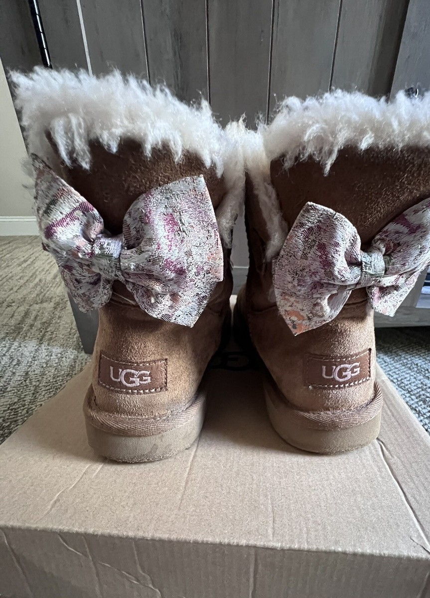 Ugg Australia Mini Bailey Bow Splatter Size 5 | eBay