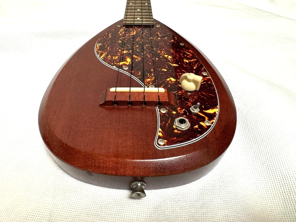 VOX ELEUKU Electric Ukulele Built-in Speaker w/Case - Image 2 of 4