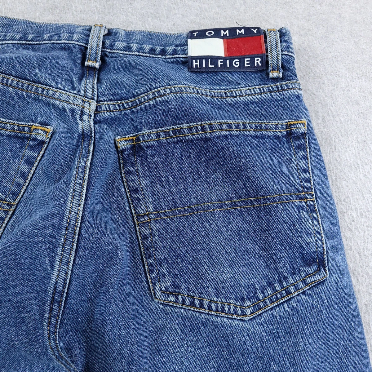 Vintage Tommy Hilfiger Jeans Mens 33X34 Blue Tapered Leg Y2K Medium Wash Pants